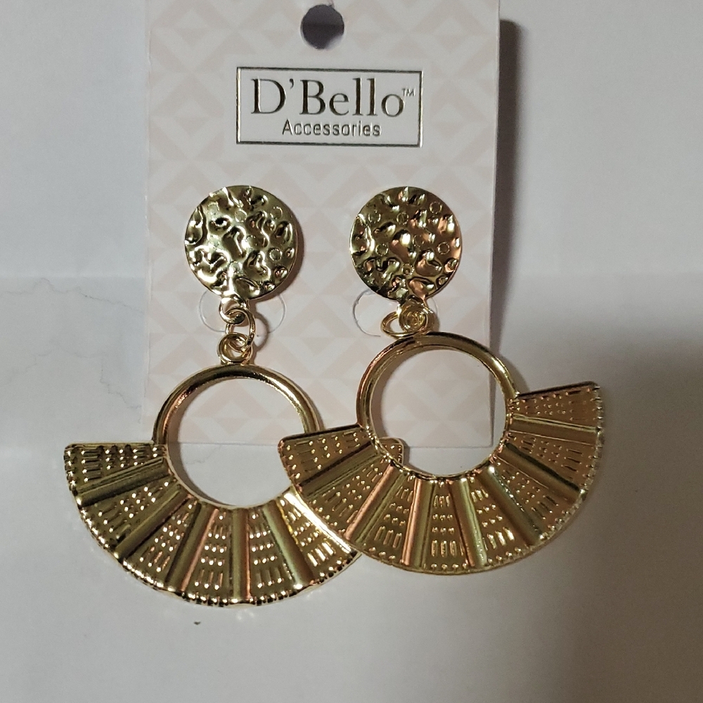Gold Textured Earrings